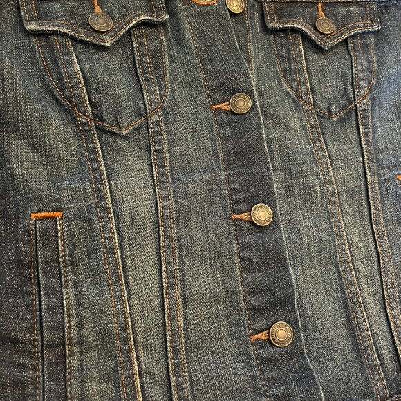 Classic Old Navy Denim Jacket — Size Medium - Picture 7 of 7